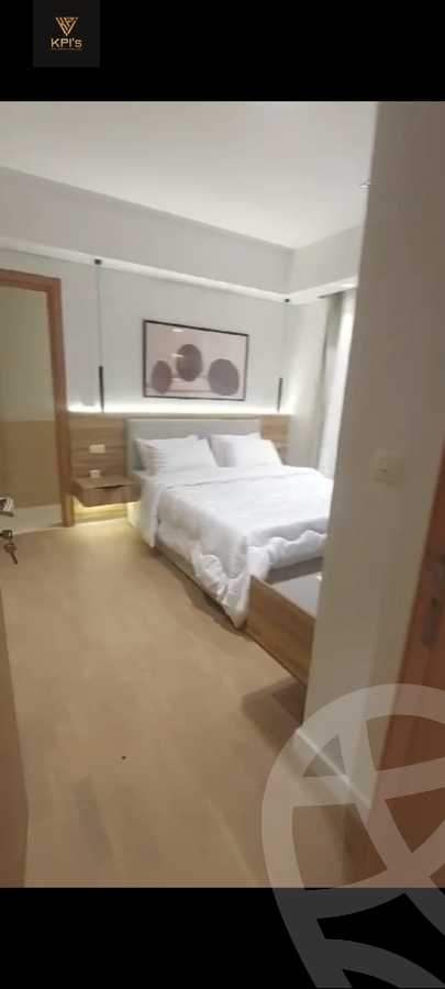 https://aqarmap.com.eg/en/listing/5736823-for-sale-cairo-new-cairo-compounds-mivida