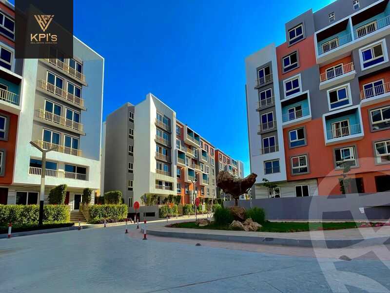 https://aqarmap.com.eg/en/listing/5737330-for-sale-cairo-new-cairo-compounds-mwrd-fq-llttwyr