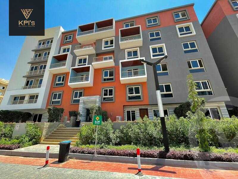 https://aqarmap.com.eg/en/listing/5737330-for-sale-cairo-new-cairo-compounds-mwrd-fq-llttwyr