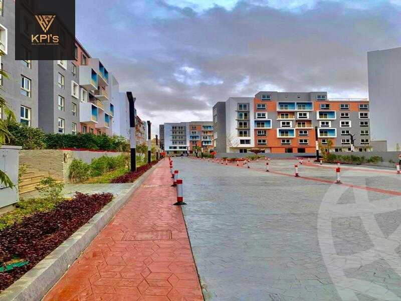 https://aqarmap.com.eg/en/listing/5737330-for-sale-cairo-new-cairo-compounds-mwrd-fq-llttwyr