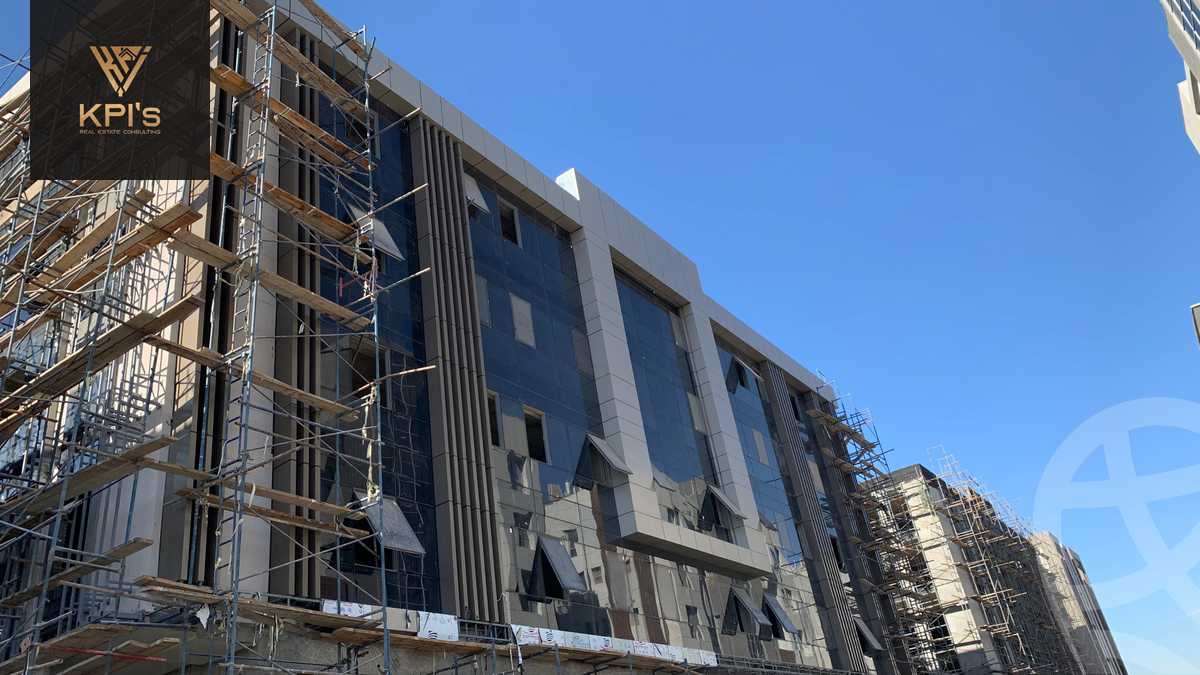 https://aqarmap.com.eg/en/listing/5753324-for-sale-cairo-new-cairo-compounds-ljzy-mrywt-ryzydns