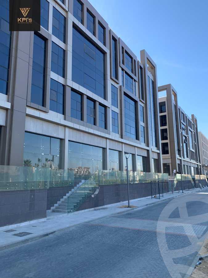 https://aqarmap.com.eg/ar/listing/5753358-for-sale-cairo-new-cairo-compounds-ljzy-fyrst-mwl