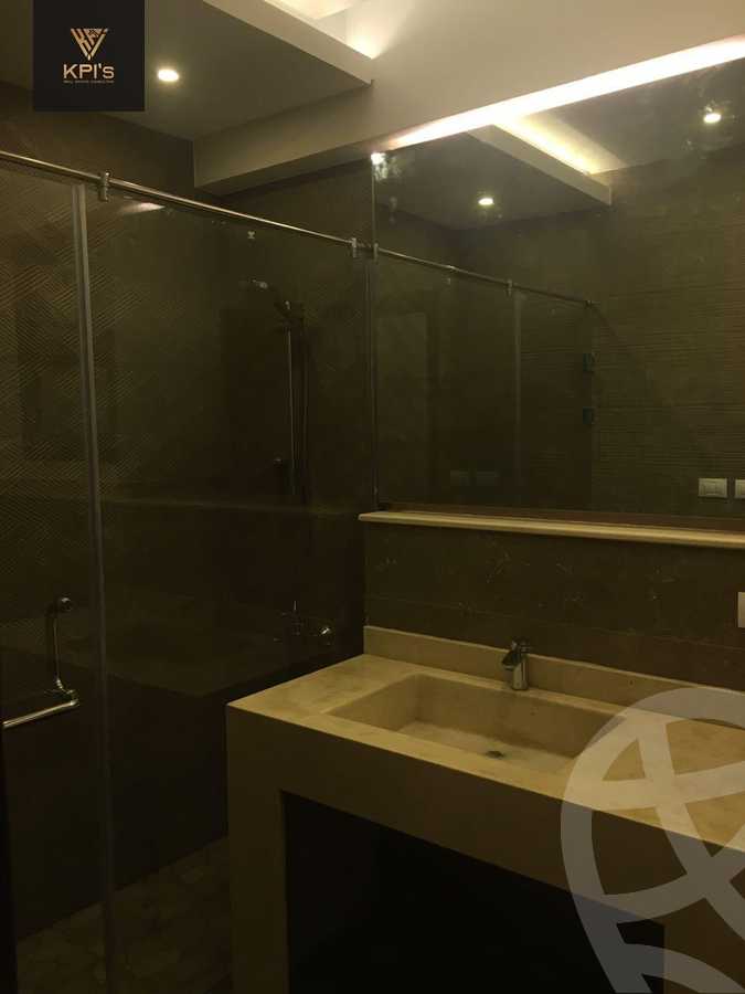 https://aqarmap.com.eg/ar/listing/5762835-for-sale-cairo-new-cairo-compounds-eastown-eastown-parks