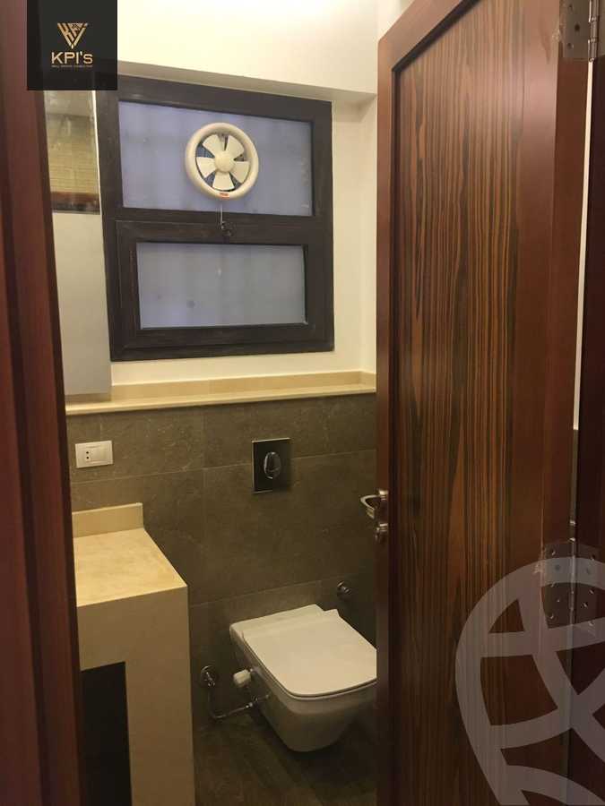https://aqarmap.com.eg/ar/listing/5762835-for-sale-cairo-new-cairo-compounds-eastown-eastown-parks