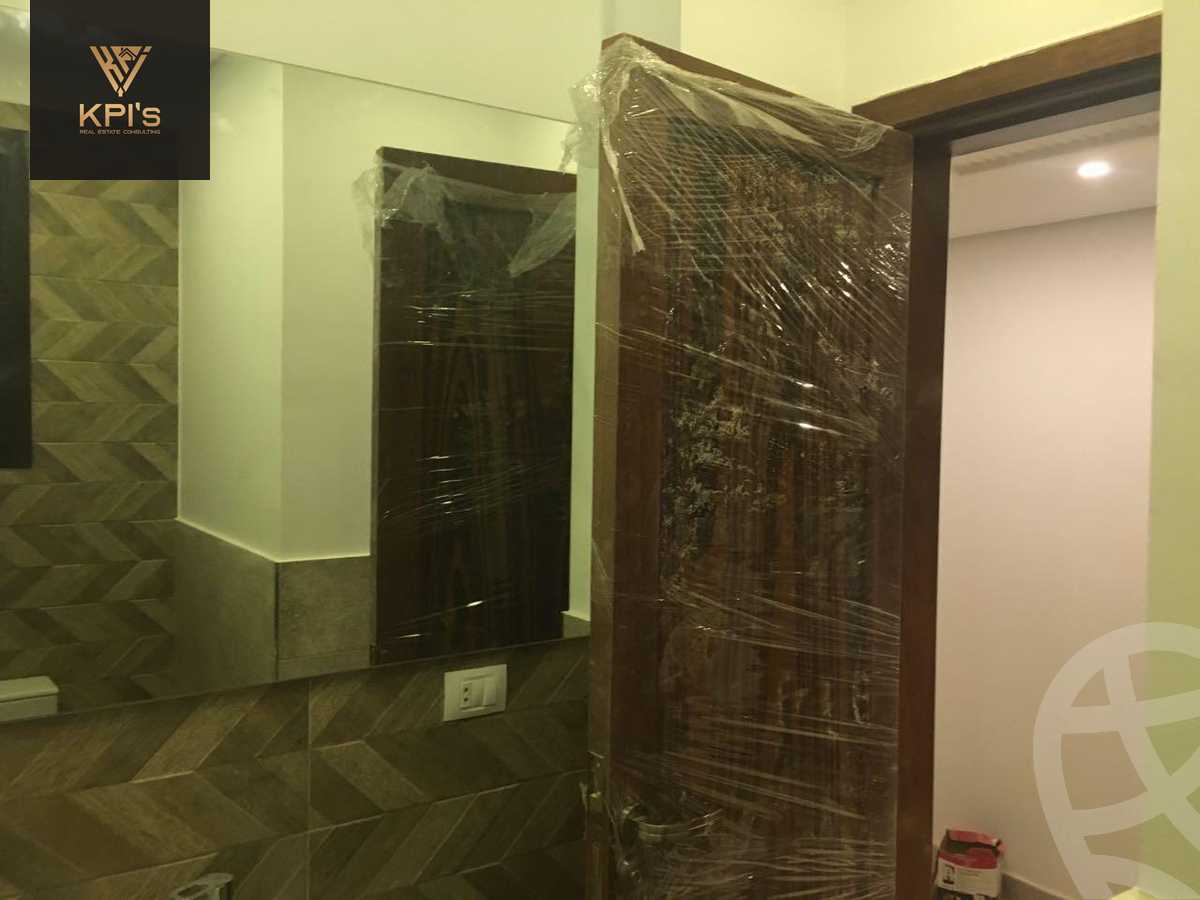 https://aqarmap.com.eg/ar/listing/5762835-for-sale-cairo-new-cairo-compounds-eastown-eastown-parks