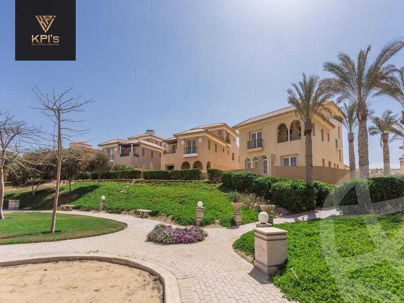 https://aqarmap.com.eg/ar/listing/5782574-for-sale-cairo-new-cairo-compounds-hyde-park-centre-ville-hyde-park