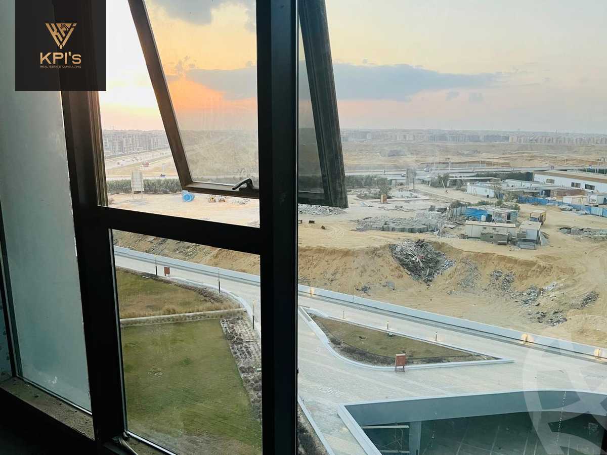https://aqarmap.com.eg/ar/listing/5788365-for-rent-cairo-new-cairo-compounds-hyde-park-centre-ville-hyde-park