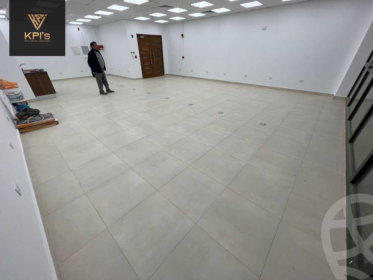 https://aqarmap.com.eg/ar/listing/5788507-for-rent-cairo-new-cairo-compounds-mivida-mivida-business-park-emaar
