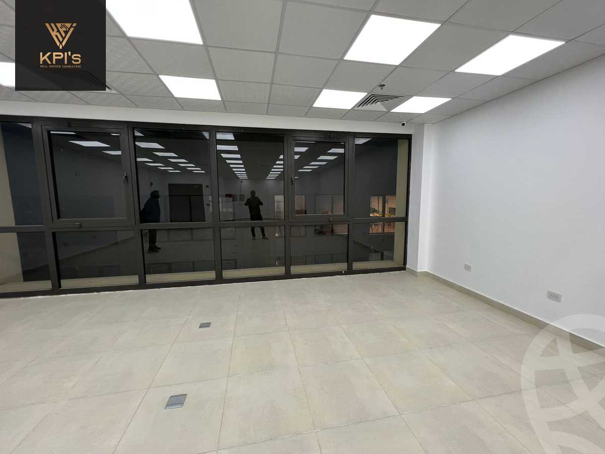 https://aqarmap.com.eg/ar/listing/5788507-for-rent-cairo-new-cairo-compounds-mivida-mivida-business-park-emaar