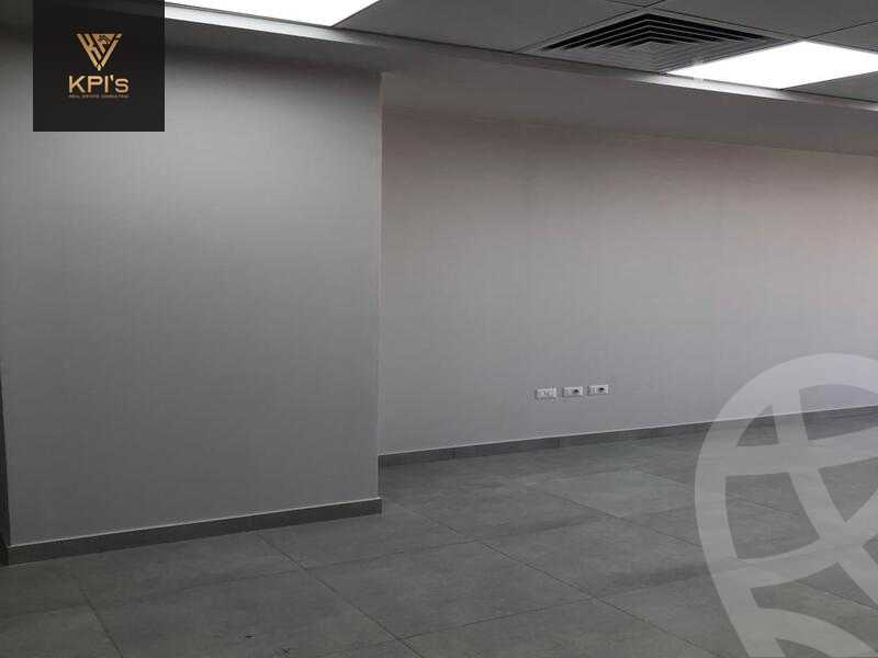 https://aqarmap.com.eg/en/listing/5791359-for-rent-cairo-new-cairo-compounds-mivida-mivida-business-park-emaar