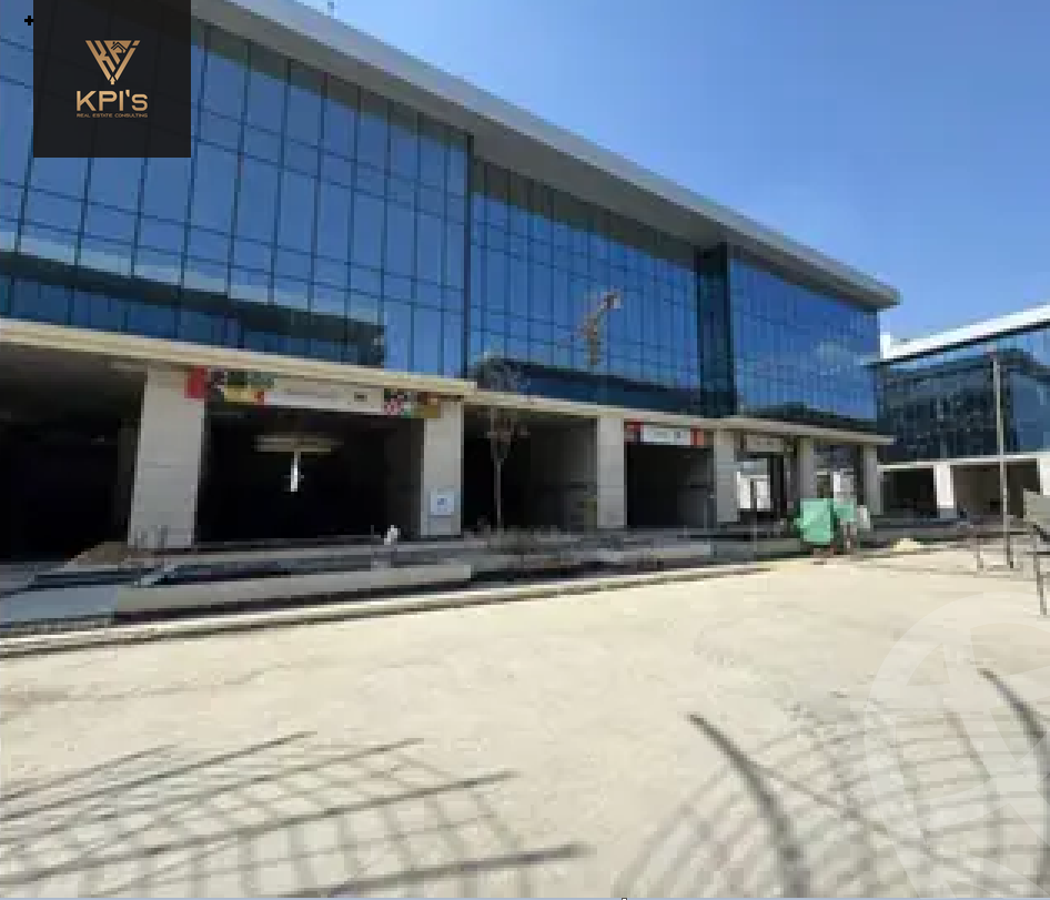 https://aqarmap.com.eg/en/listing/5795116-for-sale-cairo-new-cairo-compounds-golden-gate-redcon