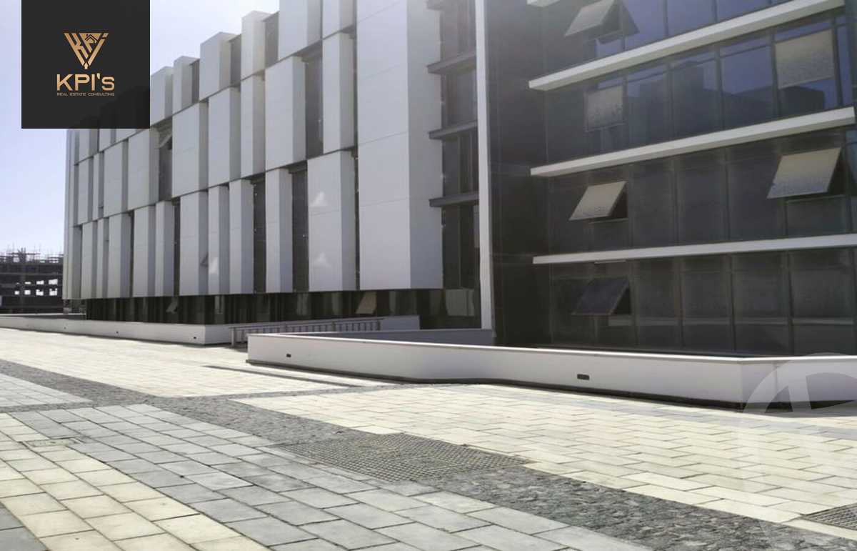 https://aqarmap.com.eg/en/listing/5826344-for-rent-cairo-new-cairo-compounds-hyde-park-business-district