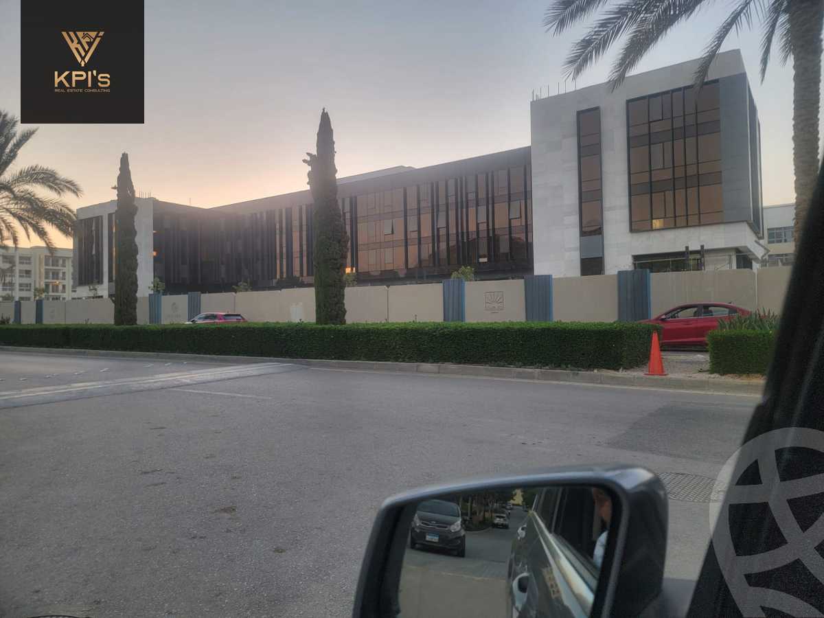 https://aqarmap.com.eg/en/listing/5834865-for-sale-cairo-new-cairo-compounds-mivida-mivida-business-park-emaar
