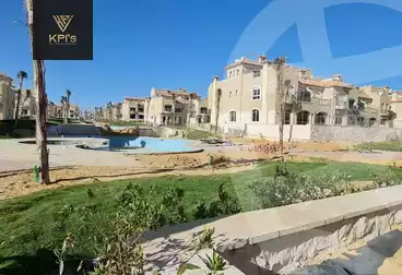 https://aqarmap.com.eg/en/listing/5835448-for-sale-cairo-new-cairo-compounds-el-patio-oro