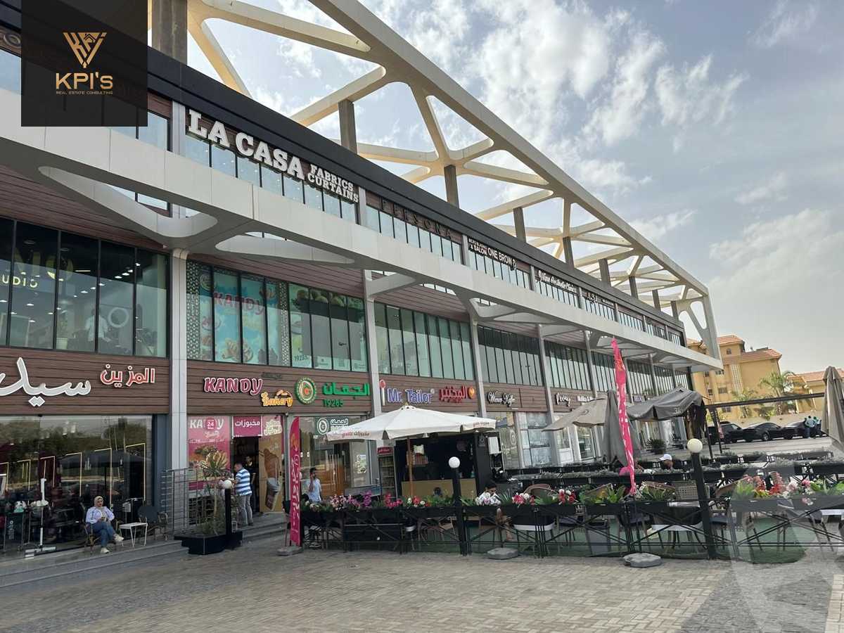 https://aqarmap.com.eg/en/listing/5835809-for-rent-cairo-new-administrative-capital-r7-midtown-condo