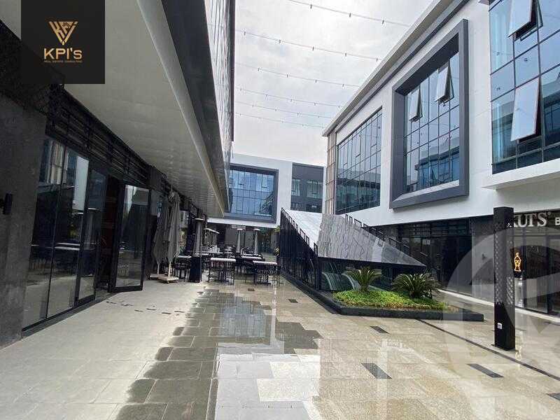 https://aqarmap.com.eg/en/listing/5835921-for-rent-cairo-new-cairo-compounds-jwr-kwmyrshyl-kwmblks-makeplace