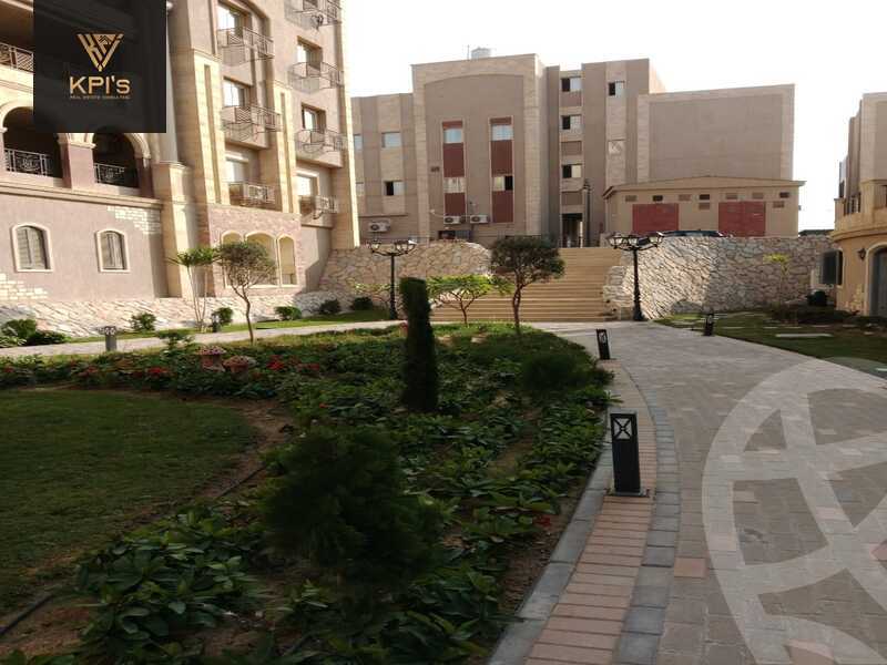 https://aqarmap.com.eg/en/listing/5836022-for-sale-cairo-new-cairo-compounds-rock-vera