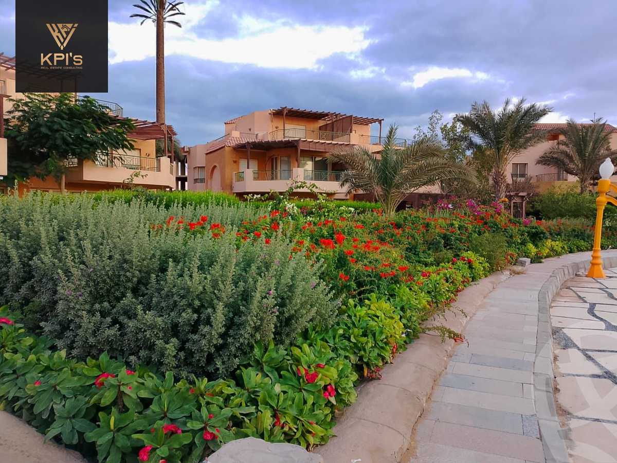 https://aqarmap.com.eg/en/listing/5838221-for-sale-ain-elsokhna-resorts-la-luna-azure-resort-convoy