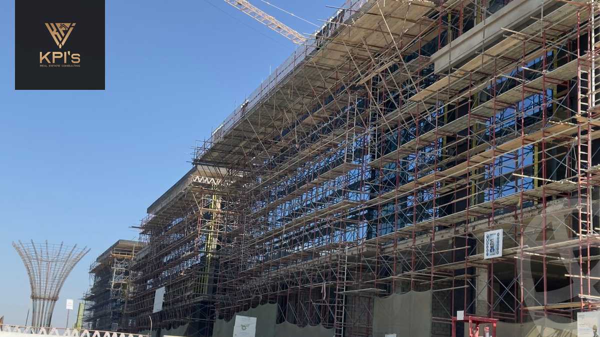 https://aqarmap.com.eg/en/listing/5839130-for-sale-cairo-new-cairo-compounds-golden-gate-redcon