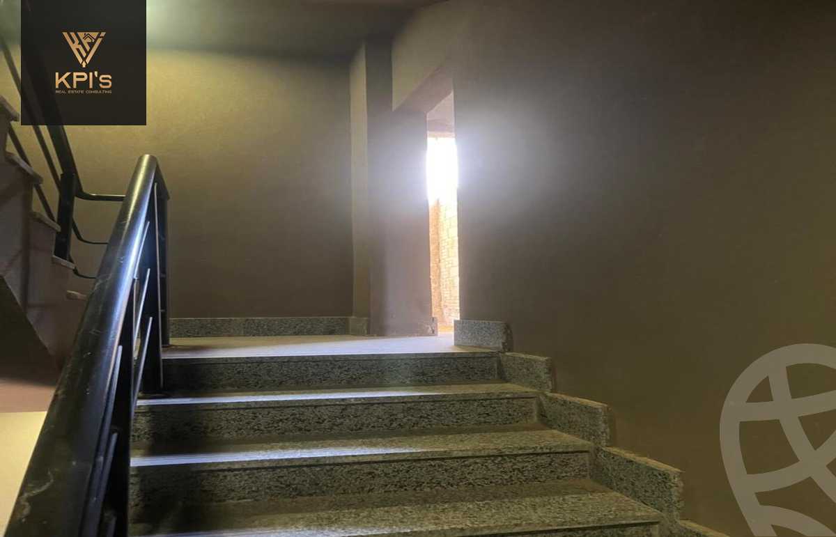 https://aqarmap.com.eg/en/listing/5843195-for-rent-cairo-new-cairo-compounds-blm-hylz-nyw-kyrw