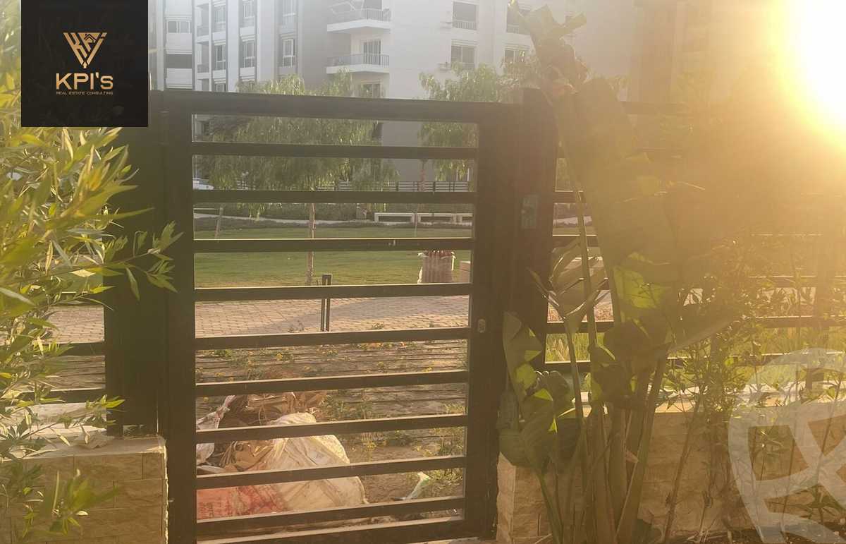 https://aqarmap.com.eg/en/listing/5857611-for-rent-cairo-new-cairo-compounds-hyde-park-centre-ville-hyde-park