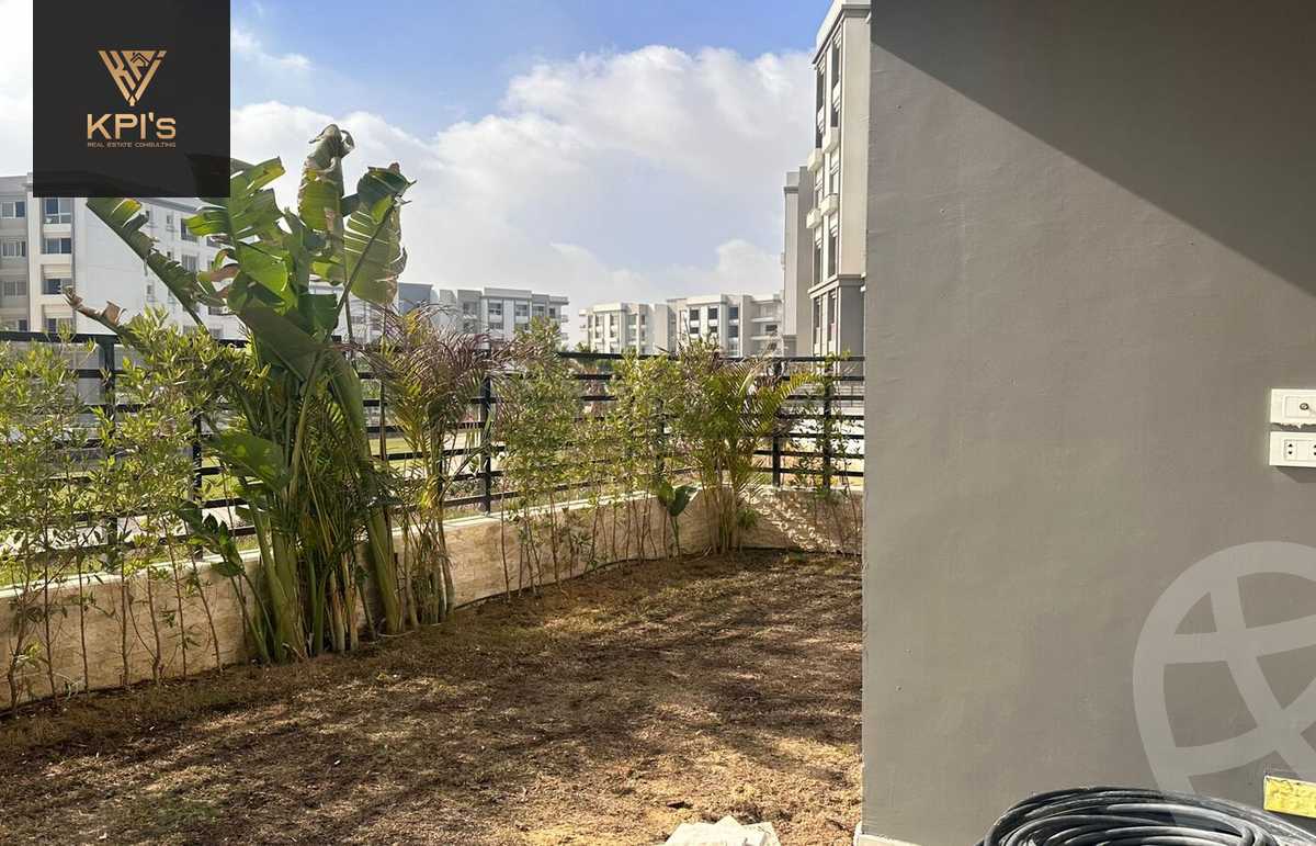 https://aqarmap.com.eg/en/listing/5857611-for-rent-cairo-new-cairo-compounds-hyde-park-centre-ville-hyde-park