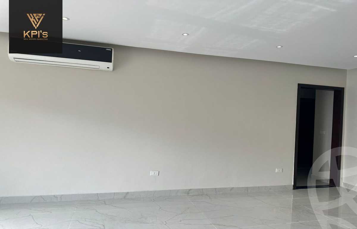 https://aqarmap.com.eg/en/listing/5857611-for-rent-cairo-new-cairo-compounds-hyde-park-centre-ville-hyde-park