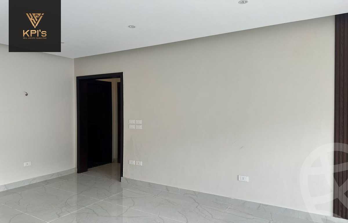 https://aqarmap.com.eg/en/listing/5857611-for-rent-cairo-new-cairo-compounds-hyde-park-centre-ville-hyde-park