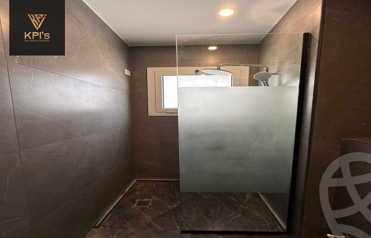 https://aqarmap.com.eg/en/listing/5857611-for-rent-cairo-new-cairo-compounds-hyde-park-centre-ville-hyde-park