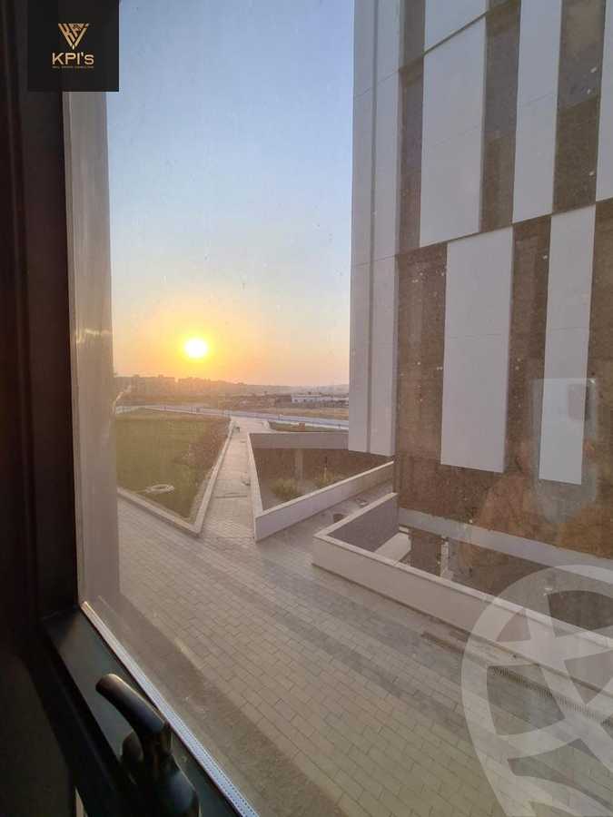 https://aqarmap.com.eg/en/listing/5861015-for-rent-cairo-new-cairo-compounds-hyde-park-centre-ville-hyde-park