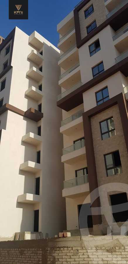 https://aqarmap.com.eg/en/listing/5864425-for-sale-cairo-new-administrative-capital-r8-mynwrk
