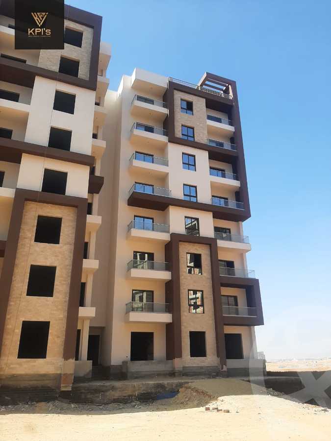 https://aqarmap.com.eg/en/listing/5864425-for-sale-cairo-new-administrative-capital-r8-mynwrk