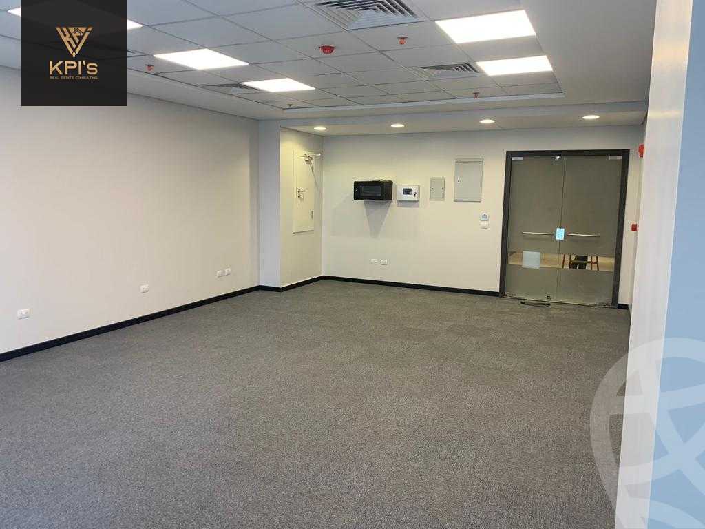 https://aqarmap.com.eg/en/listing/5877277-for-rent-cairo-new-cairo-compounds-hyde-park-business-district