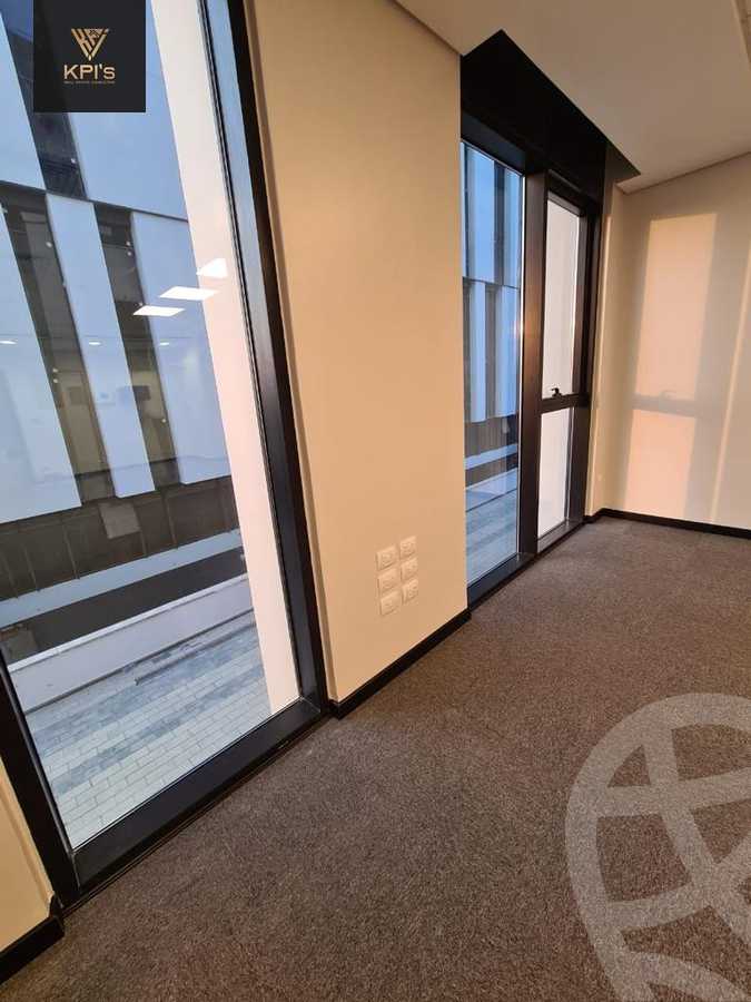 https://aqarmap.com.eg/en/listing/5877277-for-rent-cairo-new-cairo-compounds-hyde-park-business-district