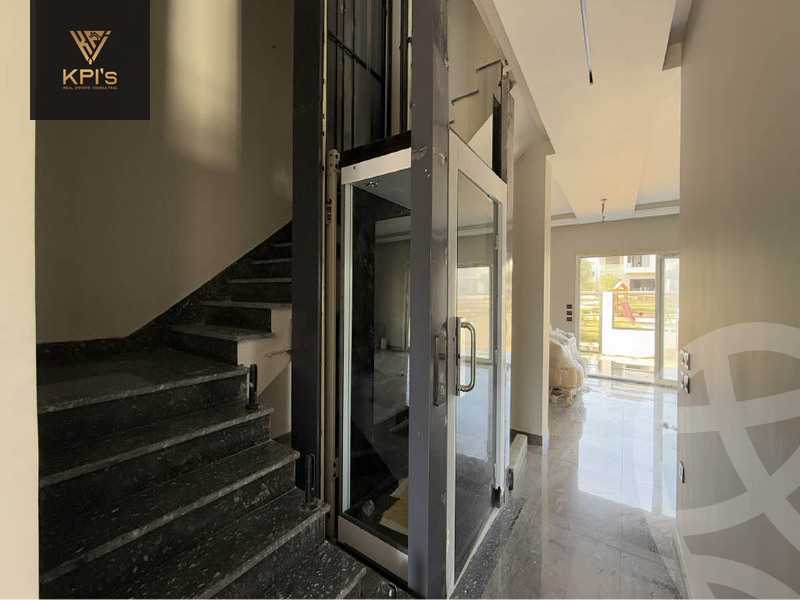 https://aqarmap.com.eg/ar/listing/5879955-for-sale-cairo-new-cairo-compounds-hyde-park-park-corner-hyde-park
