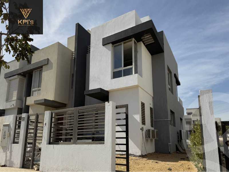https://aqarmap.com.eg/ar/listing/5879955-for-sale-cairo-new-cairo-compounds-hyde-park-park-corner-hyde-park