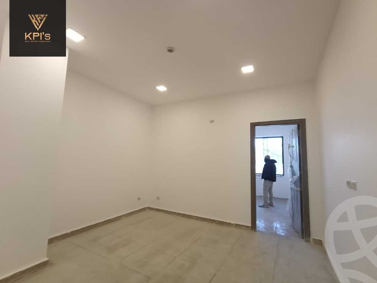 https://aqarmap.com.eg/en/listing/5882227-for-rent-cairo-new-cairo-compounds-lakeview-residence