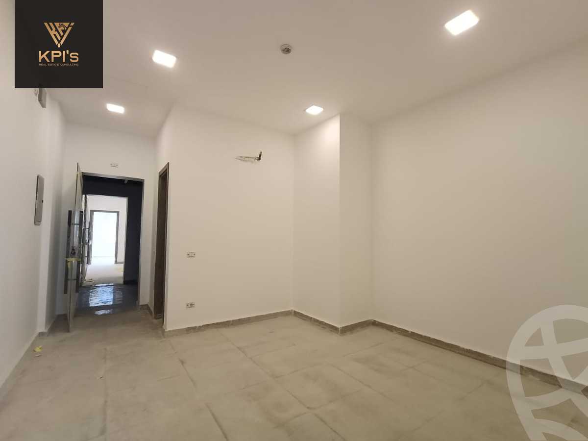 https://aqarmap.com.eg/en/listing/5882227-for-rent-cairo-new-cairo-compounds-lakeview-residence