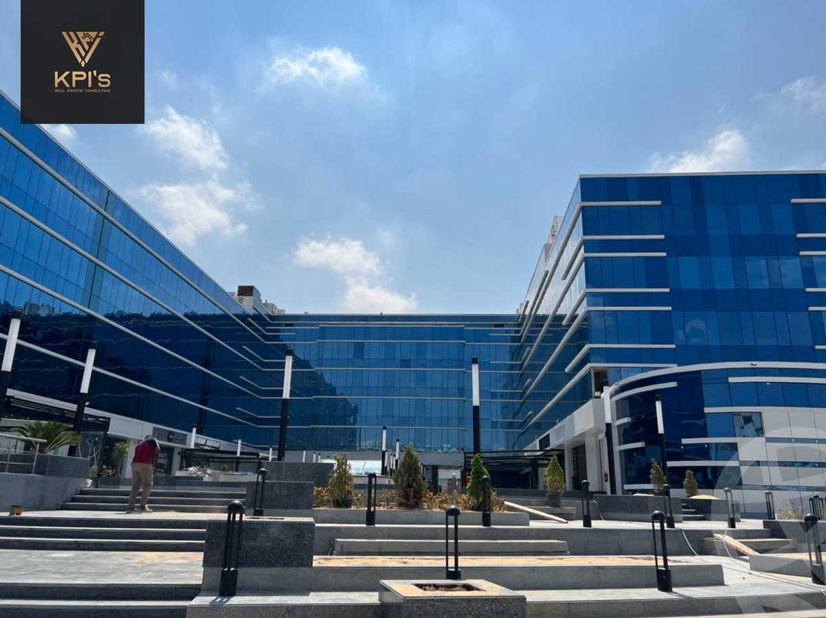 https://aqarmap.com.eg/en/listing/5751390-for-rent-cairo-new-cairo-compounds-tryfywm-skwyr-mwl-nm-llttwyr