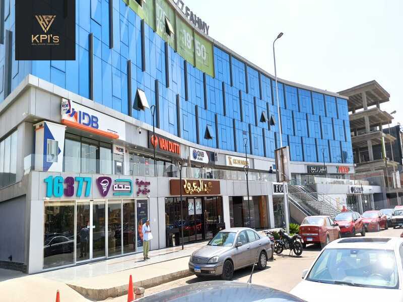 https://aqarmap.com.eg/en/listing/5911298-for-rent-cairo-new-cairo-compounds-kwmblks-lrbt-brwbrtyz-b255