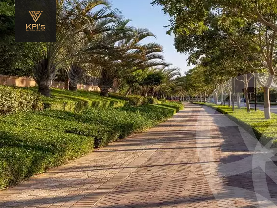 https://aqarmap.com.eg/en/listing/5857774-for-sale-cairo-new-cairo-compounds-mivida-mivida-parcel