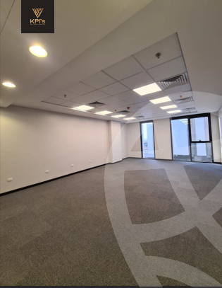https://aqarmap.com.eg/ar/listing/5925336-for-rent-cairo-new-cairo-compounds-hyde-park