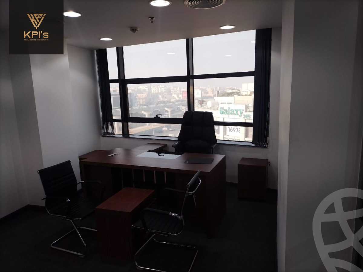 https://aqarmap.com.eg/en/listing/5925375-for-rent-cairo-new-cairo-compounds-hyde-park