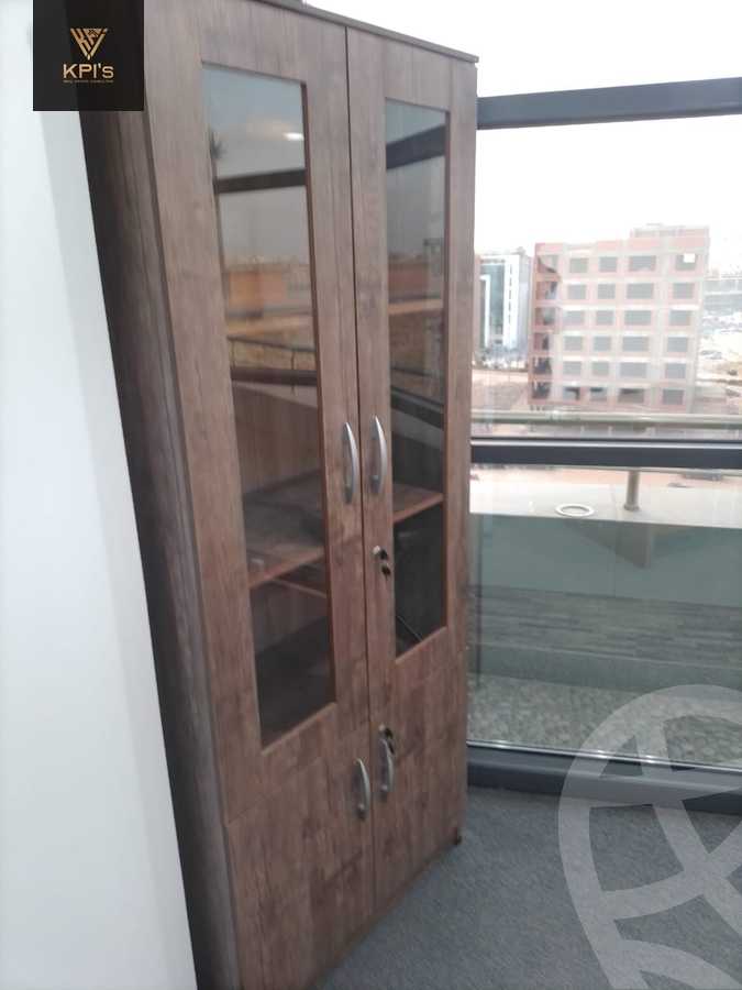 https://aqarmap.com.eg/en/listing/5925375-for-rent-cairo-new-cairo-compounds-hyde-park