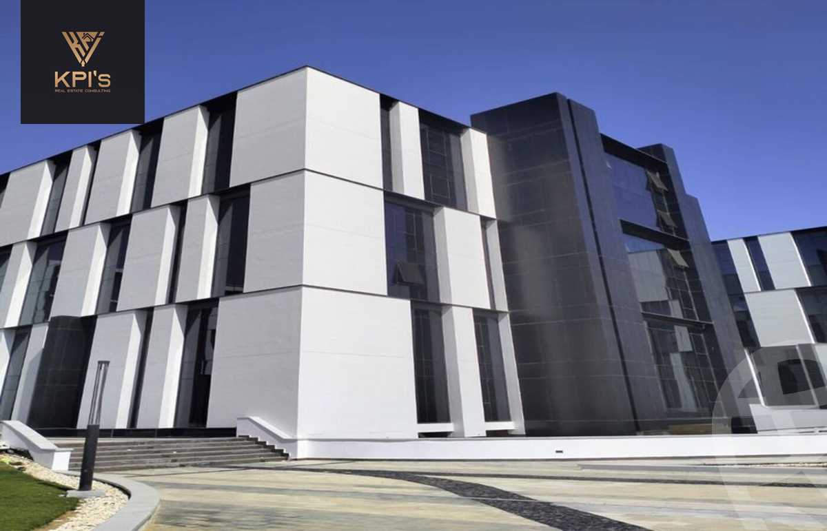 https://aqarmap.com.eg/en/listing/5944572-for-rent-cairo-new-cairo-compounds-hyde-park-business-district