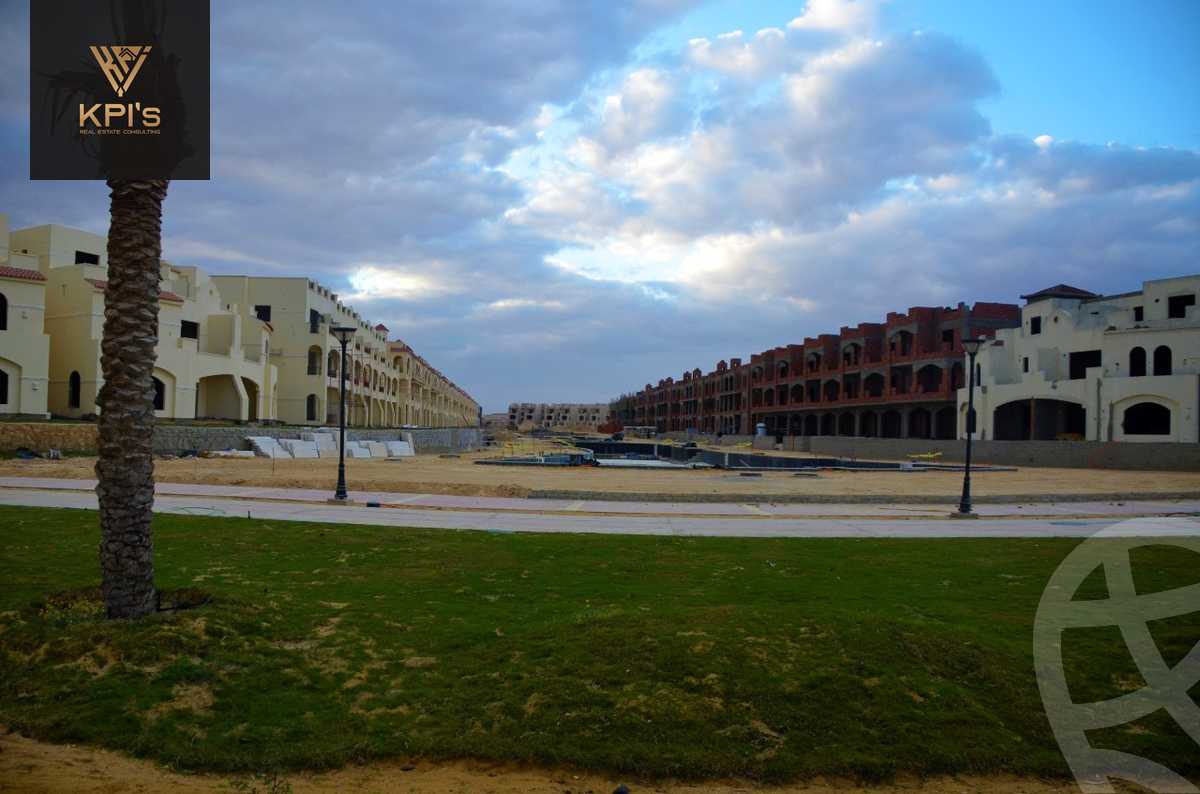 https://aqarmap.com.eg/en/listing/5947386-for-sale-ain-elsokhna-resorts-lsyryn-blm-bytsh