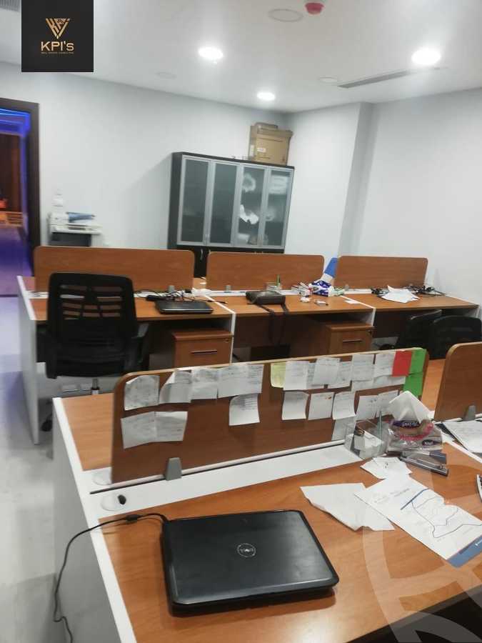 https://aqarmap.com.eg/ar/listing/5948241-for-rent-cairo-new-cairo-compounds-tryfywm-byzns-kwmblks-nm-llttwyr