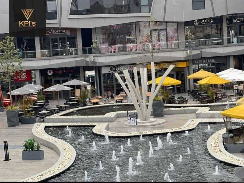https://aqarmap.com.eg/en/listing/5948250-for-sale-cairo-new-cairo-compounds-dh-yrd-mwl