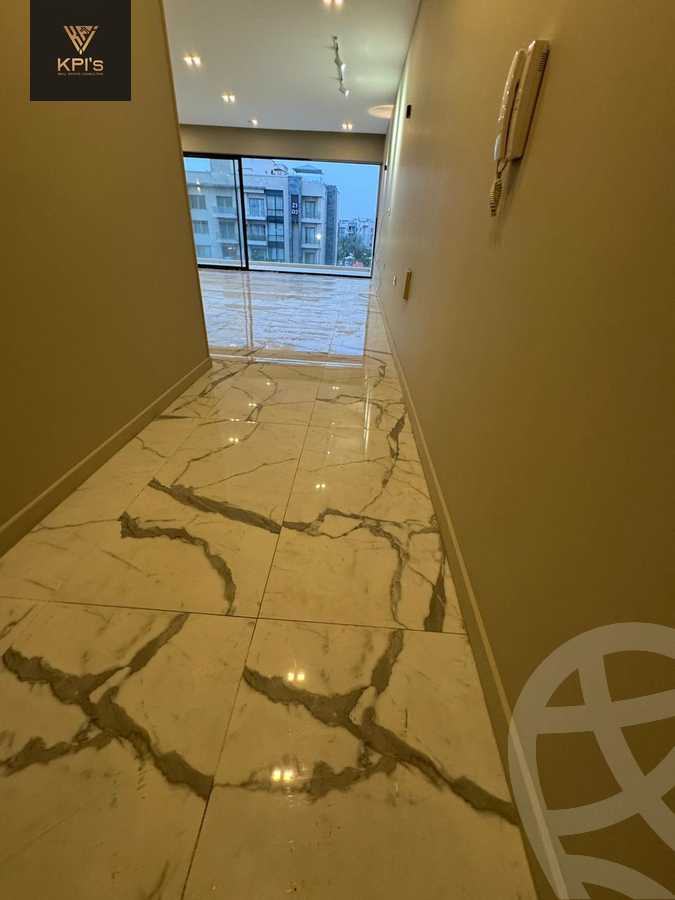 https://aqarmap.com.eg/en/listing/5953441-for-rent-cairo-new-cairo-compounds-lakeview-residence