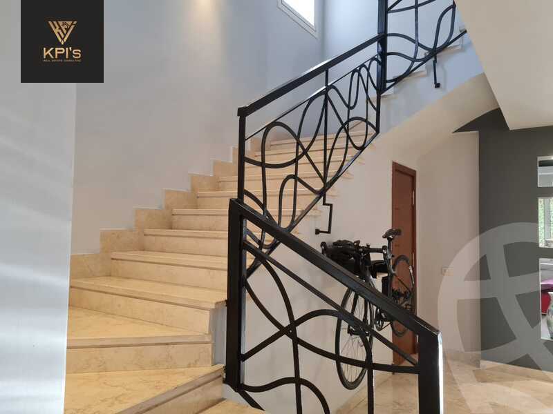 https://aqarmap.com.eg/ar/listing/5958532-for-sale-cairo-new-cairo-compounds-mivida-mivida-parcel-10